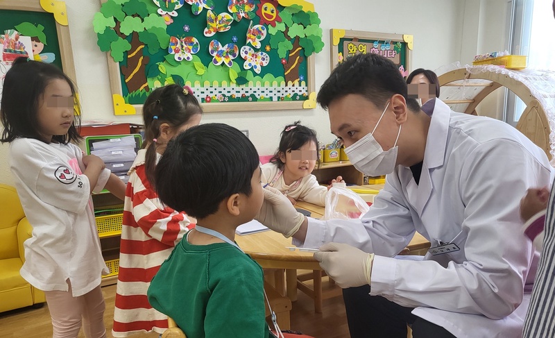 사진 설명 = 나주시 보건소 ‘찾아가는 어린이 충치 예방 교육’ 실시