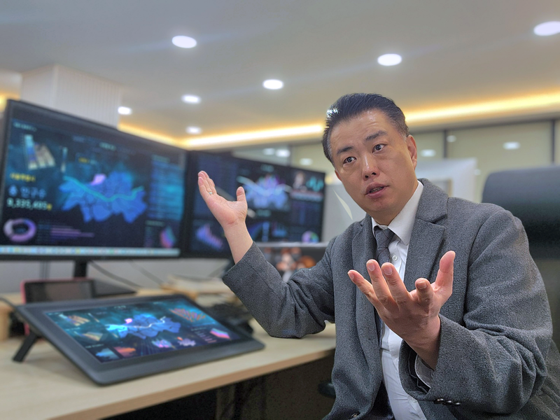 ▲ (주)데이터포털 연구원 빅데이터시각화팀(메타버스) 이민호 팀장