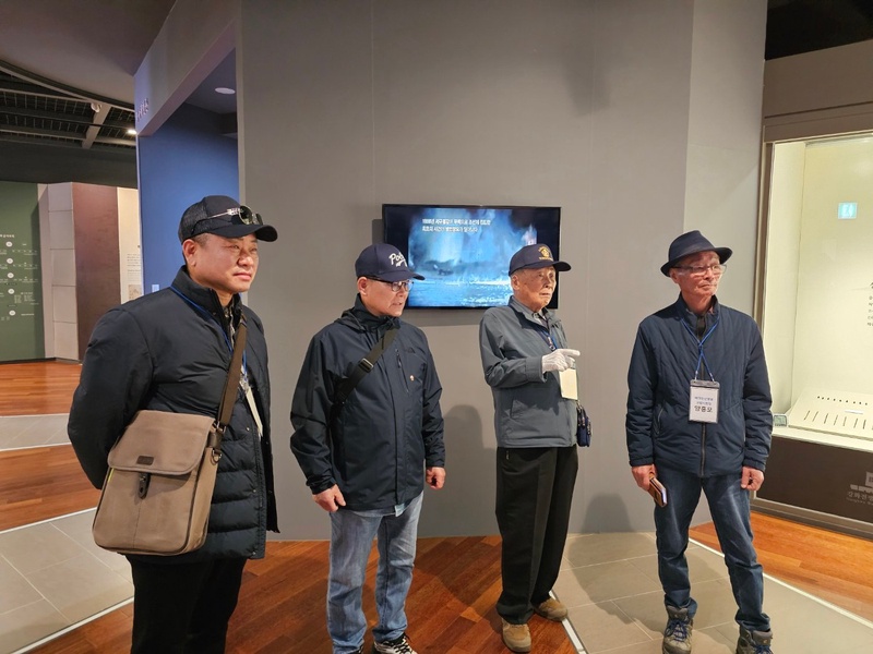 ▲ 세번째 사진 설명 강화전쟁박물관을 찾아 나라를 지키기 위한 조상들의 저항과 희생의 역사 체험 장면