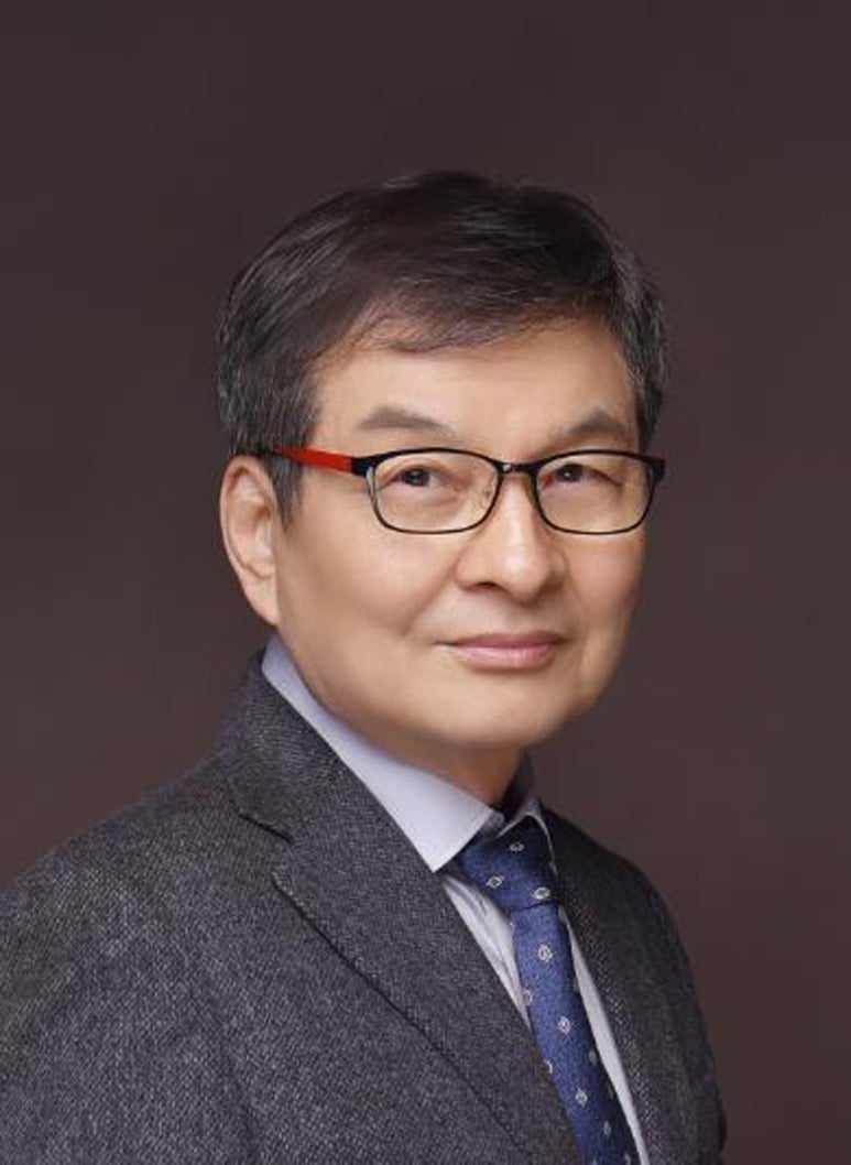 신웅순 시인