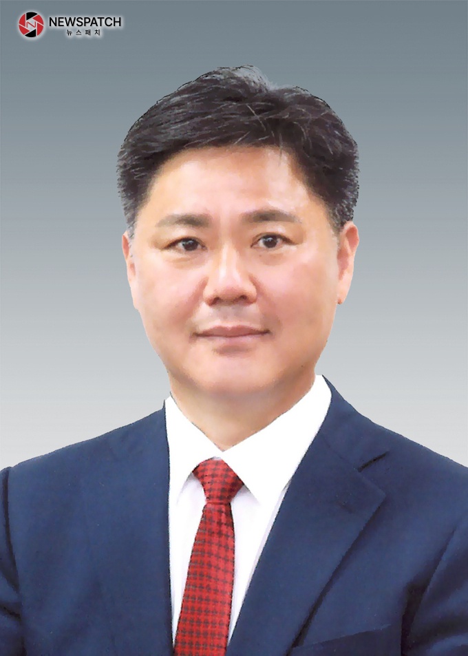 경기도의회 교육행정위원회 정하용 의원 경기도의회 교육행정위원회 정하용 의원