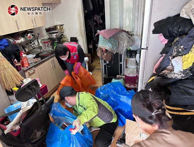 원주시, 관내 기관·단체와 협력해 위기아동 주거 환경 개선 원주시, 관내 기관·단체와 협력해 위기아동 주거 환경 개선